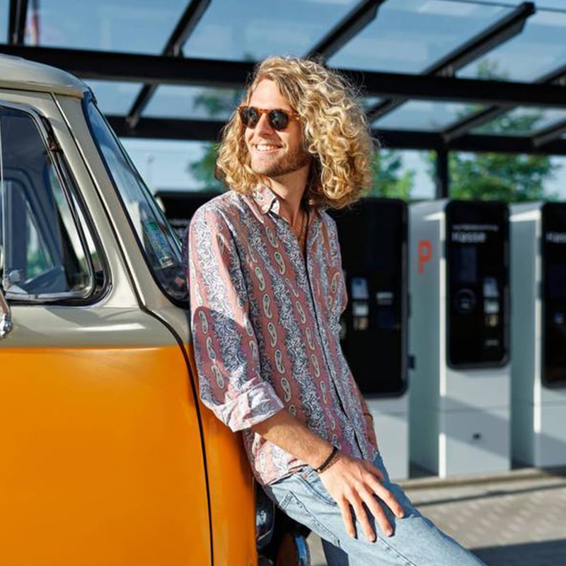 Man_Leaning_On_Car